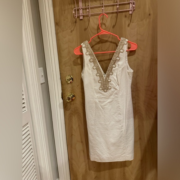 Gently used size 6 white Lilly Pulitzer Dress - Picture 2 of 4